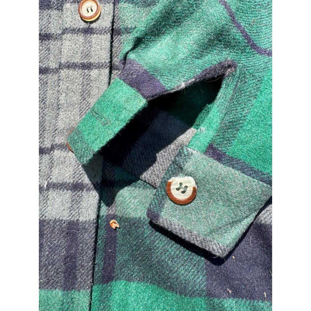 vintage size 8 Russ studio flannel womens repair both cuffs need new buttons - Picture 4 of 8